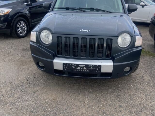Джип Compass 2007 у Харкові на Automoto.ua Чорний Джип Compass, об'ємом двигуна 2 л та пробігом 210 тис. км за 4700 $, фото 1 на Automoto.ua