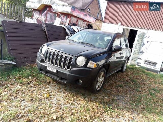 Черный Джип Компас, объемом двигателя 1.97 л и пробегом 280 тыс. км за 2400 $, фото 1 на Automoto.ua