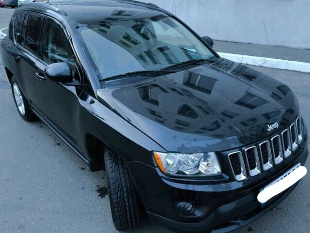 Чорний Джип Compass, об'ємом двигуна 2.4 л та пробігом 196 тис. км за 9300 $, фото 1 на Automoto.ua
