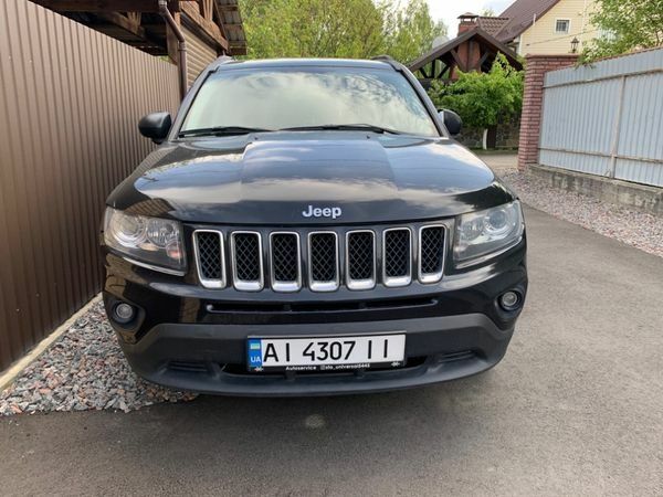 Черный Джип Компас, объемом двигателя 2.2 л и пробегом 230 тыс. км за 9500 $, фото 1 на Automoto.ua