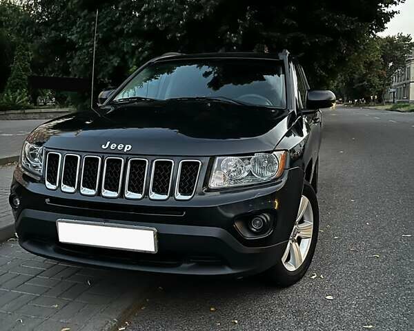 Чорний Джип Compass, об'ємом двигуна 2.4 л та пробігом 200 тис. км за 8200 $, фото 1 на Automoto.ua