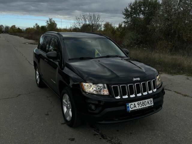 Джип Компас 2012 в Мироновке на Automoto.ua Черный Джип Компас, объемом двигателя 2.4 л и пробегом 240 тыс. км за 8500 $, фото 1 на Automoto.ua