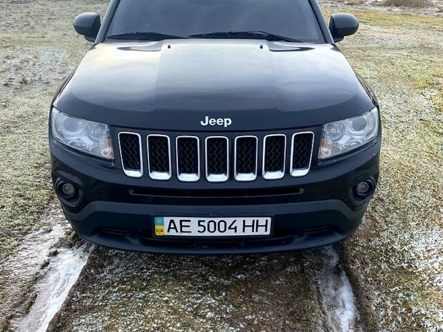 Черный Джип Компас, объемом двигателя 2.4 л и пробегом 13300 тыс. км за 8500 $, фото 1 на Automoto.ua