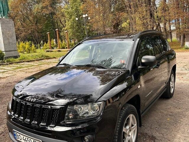 Черный Джип Компас, объемом двигателя 2.14 л и пробегом 237 тыс. км за 10500 $, фото 1 на Automoto.ua