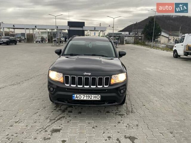 Черный Джип Компас, объемом двигателя 2.36 л и пробегом 253 тыс. км за 8700 $, фото 1 на Automoto.ua