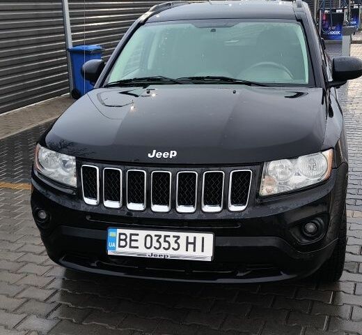 Чорний Джип Compass, об'ємом двигуна 2.4 л та пробігом 192 тис. км за 8900 $, фото 1 на Automoto.ua