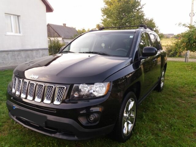 Чорний Джип Compass, об'ємом двигуна 0 л та пробігом 157 тис. км за 8650 $, фото 1 на Automoto.ua