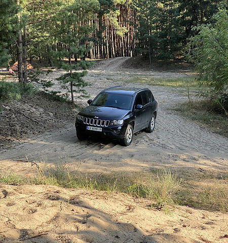 Чорний Джип Compass, об'ємом двигуна 2.4 л та пробігом 128 тис. км за 9300 $, фото 1 на Automoto.ua