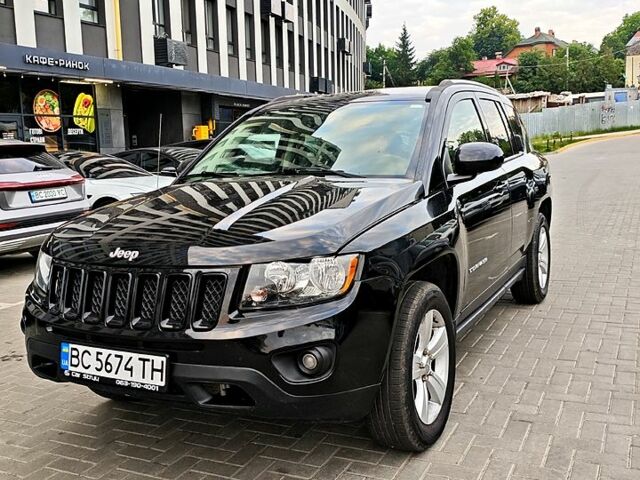 Чорний Джип Compass, об'ємом двигуна 2.4 л та пробігом 165 тис. км за 11000 $, фото 1 на Automoto.ua
