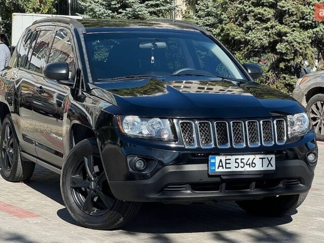 Черный Джип Компас, объемом двигателя 2 л и пробегом 198 тыс. км за 8700 $, фото 1 на Automoto.ua