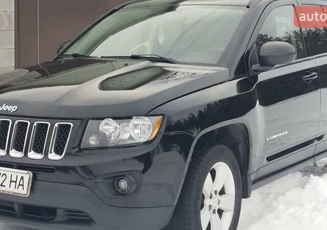 Черный Джип Компас, объемом двигателя 2.36 л и пробегом 160 тыс. км за 10000 $, фото 1 на Automoto.ua