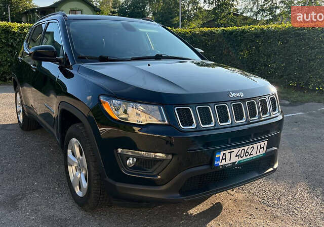 Чорний Джип Compass, об'ємом двигуна 2.4 л та пробігом 72 тис. км за 14000 $, фото 1 на Automoto.ua