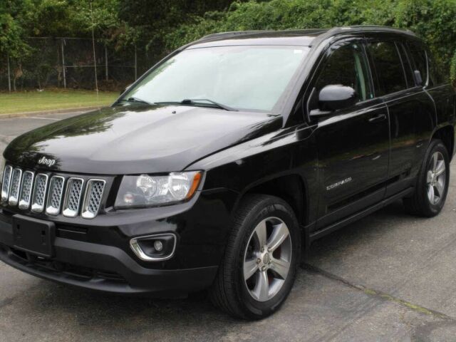 Чорний Джип Compass, об'ємом двигуна 2.4 л та пробігом 60 тис. км за 10500 $, фото 1 на Automoto.ua