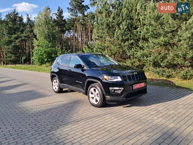 Черный Джип Компас, объемом двигателя 2.4 л и пробегом 103 тыс. км за 15150 $, фото 1 на Automoto.ua