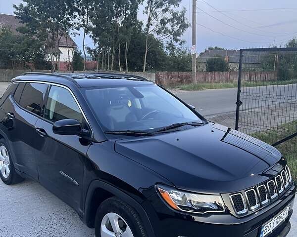 Черный Джип Компас, объемом двигателя 2.36 л и пробегом 82 тыс. км за 13000 $, фото 1 на Automoto.ua