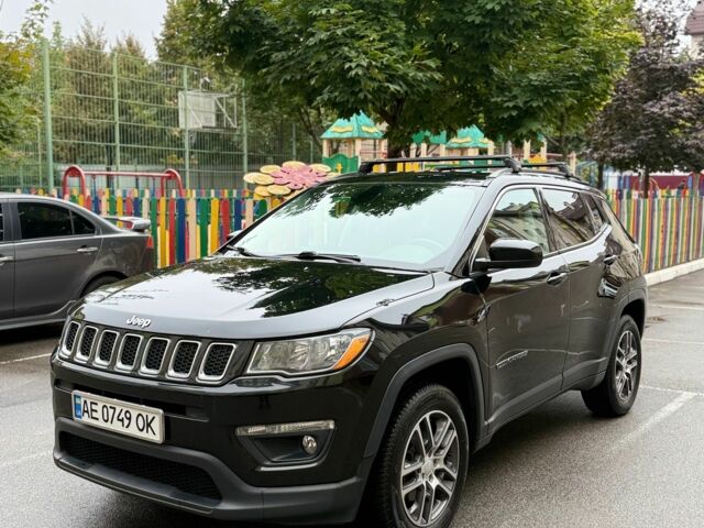 Джип Compass 2017 у Софіївська Борщагівка на Automoto.ua Чорний Джип Compass, об'ємом двигуна 2.4 л та пробігом 140 тис. км за 14000 $, фото 1 на Automoto.ua