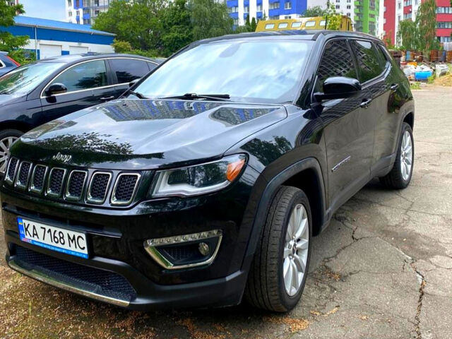 Черный Джип Компас, объемом двигателя 2.4 л и пробегом 124 тыс. км за 13500 $, фото 1 на Automoto.ua