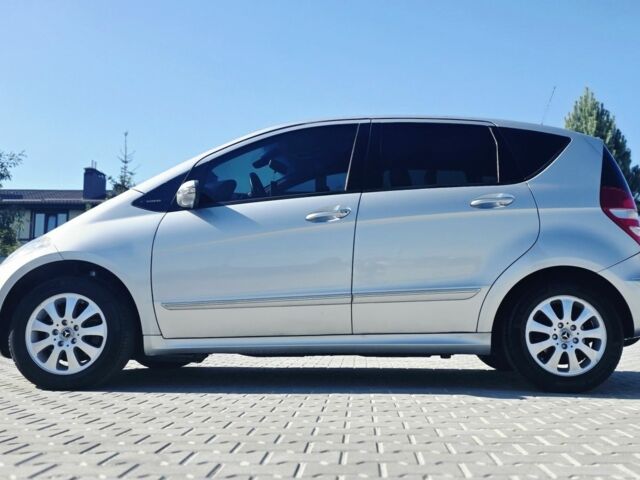 Чорний Джип Compass, об'ємом двигуна 2.4 л та пробігом 62 тис. км за 15800 $, фото 1 на Automoto.ua