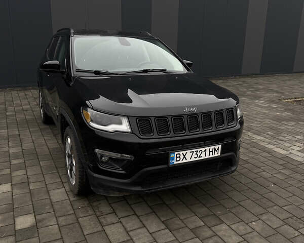 Черный Джип Компас, объемом двигателя 2.4 л и пробегом 58 тыс. км за 16300 $, фото 1 на Automoto.ua