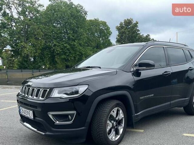 Джип Compass 2018 у Чернігові на Automoto.ua Чорний Джип Compass, об'ємом двигуна 2.36 л та пробігом 100 тис. км за 16400 $, фото 1 на Automoto.ua