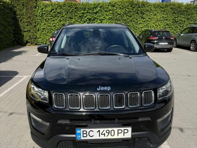 Чорний Джип Compass, об'ємом двигуна 2.4 л та пробігом 130 тис. км за 15000 $, фото 1 на Automoto.ua