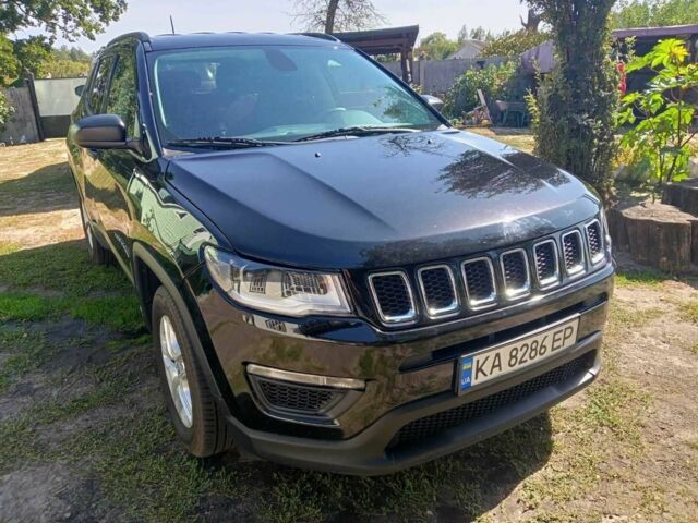 Черный Джип Компас, объемом двигателя 2.4 л и пробегом 116 тыс. км за 500 $, фото 1 на Automoto.ua