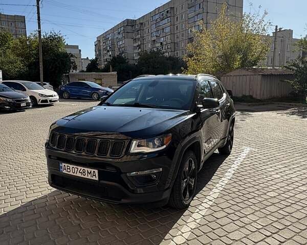 Чорний Джип Compass, об'ємом двигуна 2.4 л та пробігом 136 тис. км за 13700 $, фото 1 на Automoto.ua