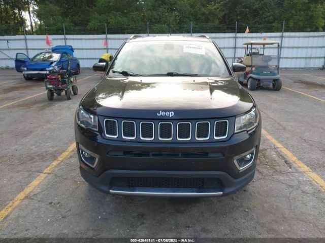 Чорний Джип Compass, об'ємом двигуна 2.4 л та пробігом 116 тис. км за 2000 $, фото 1 на Automoto.ua