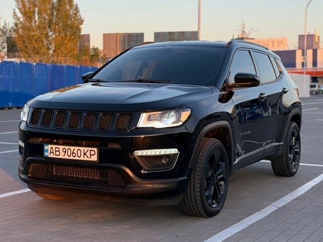 Чорний Джип Compass, об'ємом двигуна 2.4 л та пробігом 65 тис. км за 15700 $, фото 1 на Automoto.ua