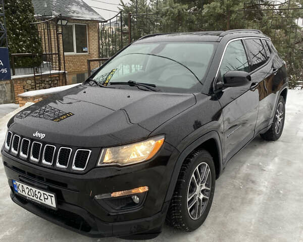 Черный Джип Компас, объемом двигателя 2.4 л и пробегом 58 тыс. км за 16500 $, фото 1 на Automoto.ua