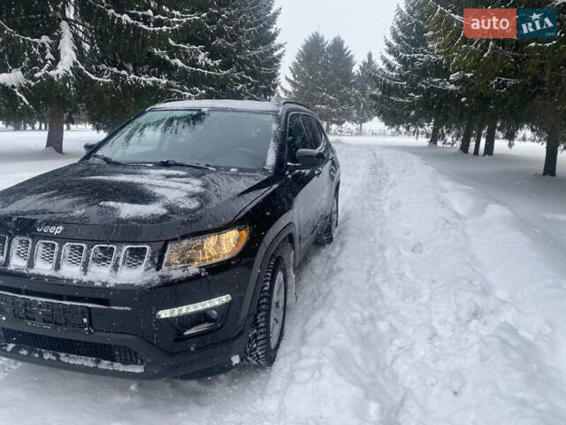 Черный Джип Компас, объемом двигателя 2.36 л и пробегом 175 тыс. км за 14900 $, фото 1 на Automoto.ua