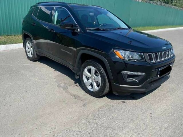 Черный Джип Компас, объемом двигателя 2.4 л и пробегом 77 тыс. км за 12000 $, фото 1 на Automoto.ua