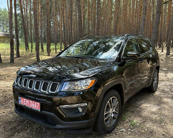 Черный Джип Компас, объемом двигателя 2.4 л и пробегом 37 тыс. км за 16300 $, фото 1 на Automoto.ua