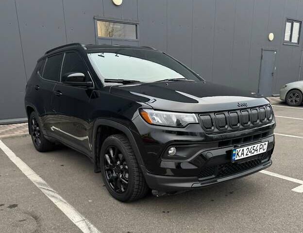 Черный Джип Компас, объемом двигателя 2.36 л и пробегом 33 тыс. км за 25300 $, фото 1 на Automoto.ua