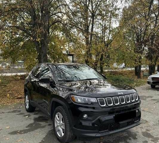 Чорний Джип Compass, об'ємом двигуна 2.4 л та пробігом 102 тис. км за 10500 $, фото 1 на Automoto.ua