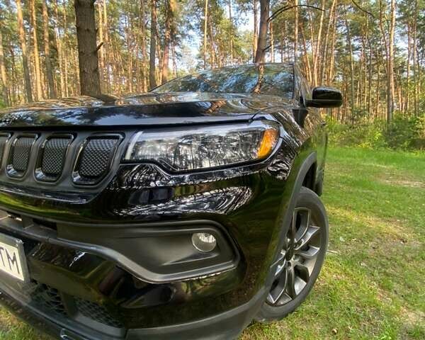 Чорний Джип Compass, об'ємом двигуна 2.36 л та пробігом 64 тис. км за 16999 $, фото 1 на Automoto.ua