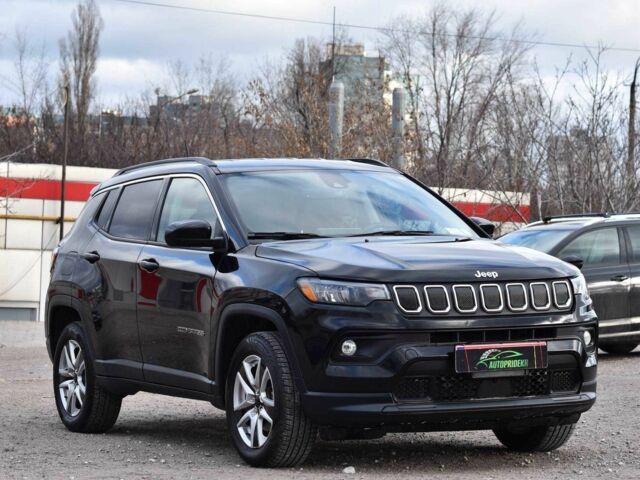 Черный Джип Компас, объемом двигателя 2.4 л и пробегом 28 тыс. км за 19499 $, фото 1 на Automoto.ua
