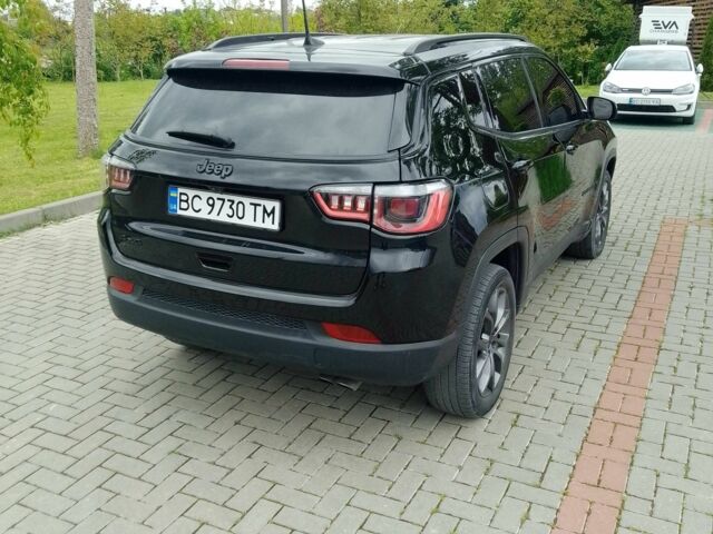 Черный Джип Компас, объемом двигателя 2.4 л и пробегом 62 тыс. км за 17800 $, фото 1 на Automoto.ua