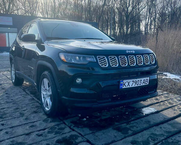 Черный Джип Компас, объемом двигателя 2.36 л и пробегом 75 тыс. км за 17900 $, фото 1 на Automoto.ua
