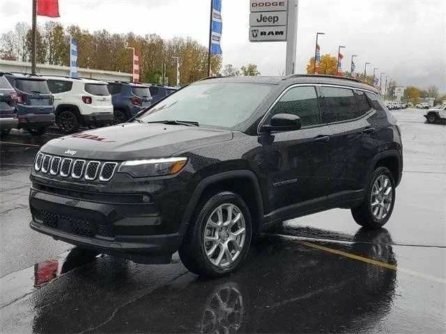 Чорний Джип Compass, об'ємом двигуна 2.4 л та пробігом 20 тис. км за 6700 $, фото 1 на Automoto.ua
