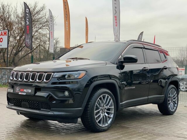 Чорний Джип Compass, об'ємом двигуна 2 л та пробігом 48 тис. км за 22855 $, фото 1 на Automoto.ua