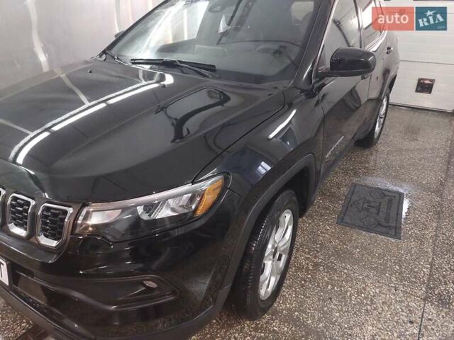 Черный Джип Компас, объемом двигателя 2 л и пробегом 23 тыс. км за 22000 $, фото 1 на Automoto.ua