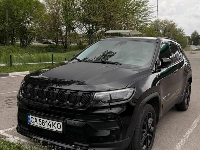Черный Джип Компас, объемом двигателя 1.47 л и пробегом 35 тыс. км за 28900 $, фото 1 на Automoto.ua