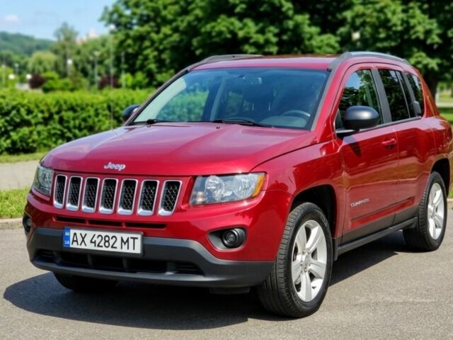 Червоний Джип Compass, об'ємом двигуна 2.4 л та пробігом 150 тис. км за 9835 $, фото 1 на Automoto.ua