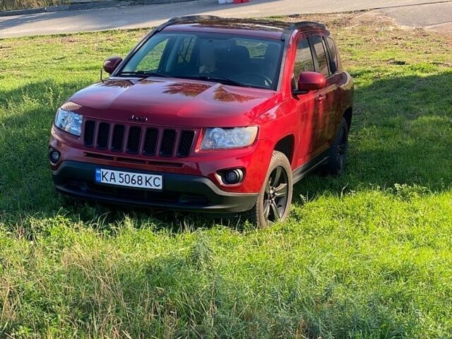 Красный Джип Компас, объемом двигателя 2.4 л и пробегом 235 тыс. км за 7450 $, фото 1 на Automoto.ua