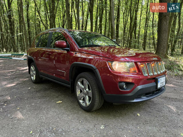 Джип Компас 2013 в Луцке на Automoto.ua Красный Джип Компас, объемом двигателя 2.36 л и пробегом 176 тыс. км за 10200 $, фото 1 на Automoto.ua