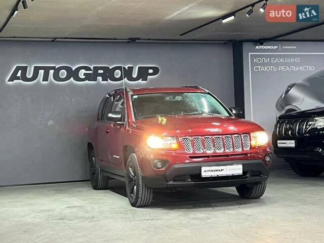 Червоний Джип Compass, об'ємом двигуна 2 л та пробігом 105 тис. км за 11300 $, фото 1 на Automoto.ua