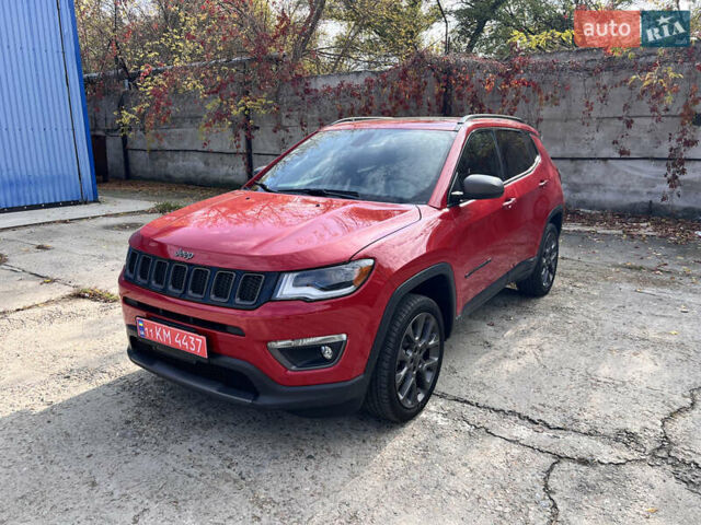 Красный Джип Компас, объемом двигателя 2.36 л и пробегом 57 тыс. км за 17500 $, фото 1 на Automoto.ua