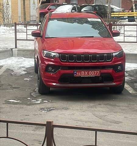 Красный Джип Компас, объемом двигателя 2 л и пробегом 33 тыс. км за 23800 $, фото 1 на Automoto.ua