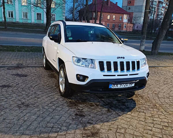 Джип Compass, об'ємом двигуна 2.2 л та пробігом 262 тис. км за 12800 $, фото 1 на Automoto.ua